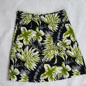 Vintage 90s Tropical Floral Print A-line Skirt black & green size S